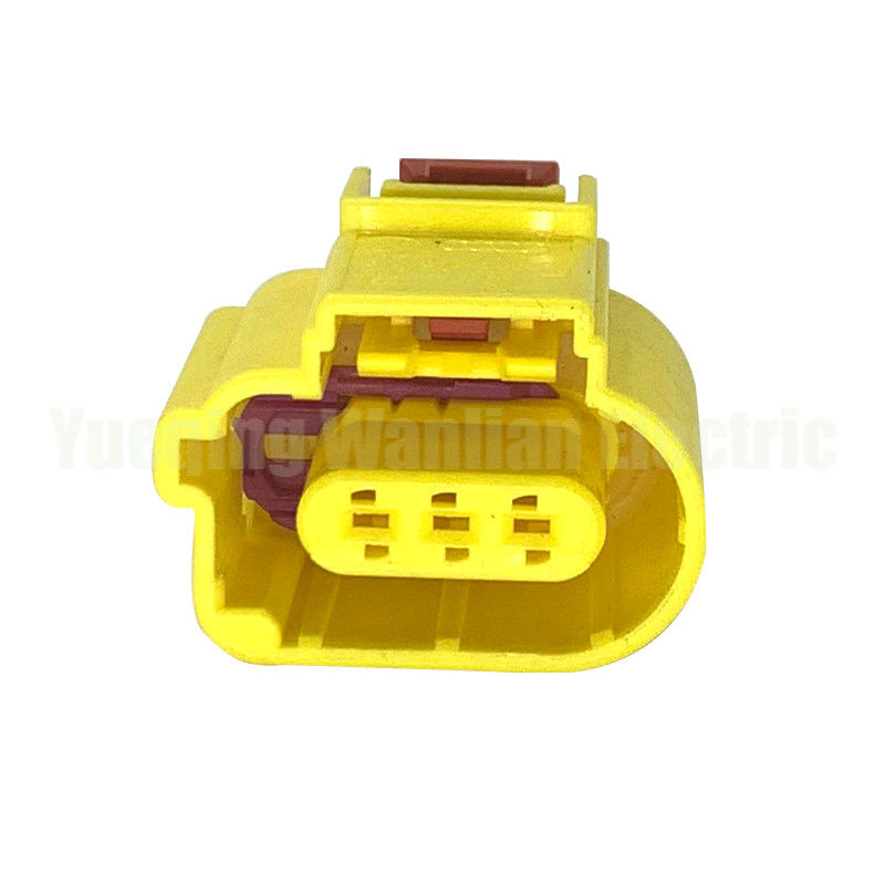 3ピン 8V0973703 AC 組立 自動車 ワイヤリング ソケット カー ワイヤケーブル 防水接続器